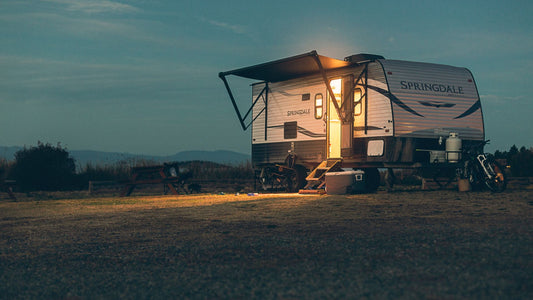 Pros and Cons of Solar Generators for Your Road Trip Solar System