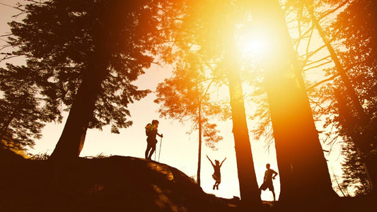 7 Ways Rocksolar's Portable Power Stations Enhance Your Hiking Experience