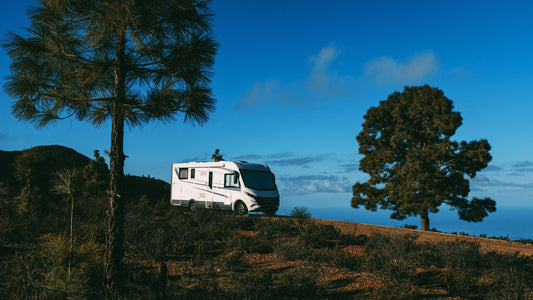 5 Reasons You Need a Rocksolar Solar Generator on Your Next Road Trip