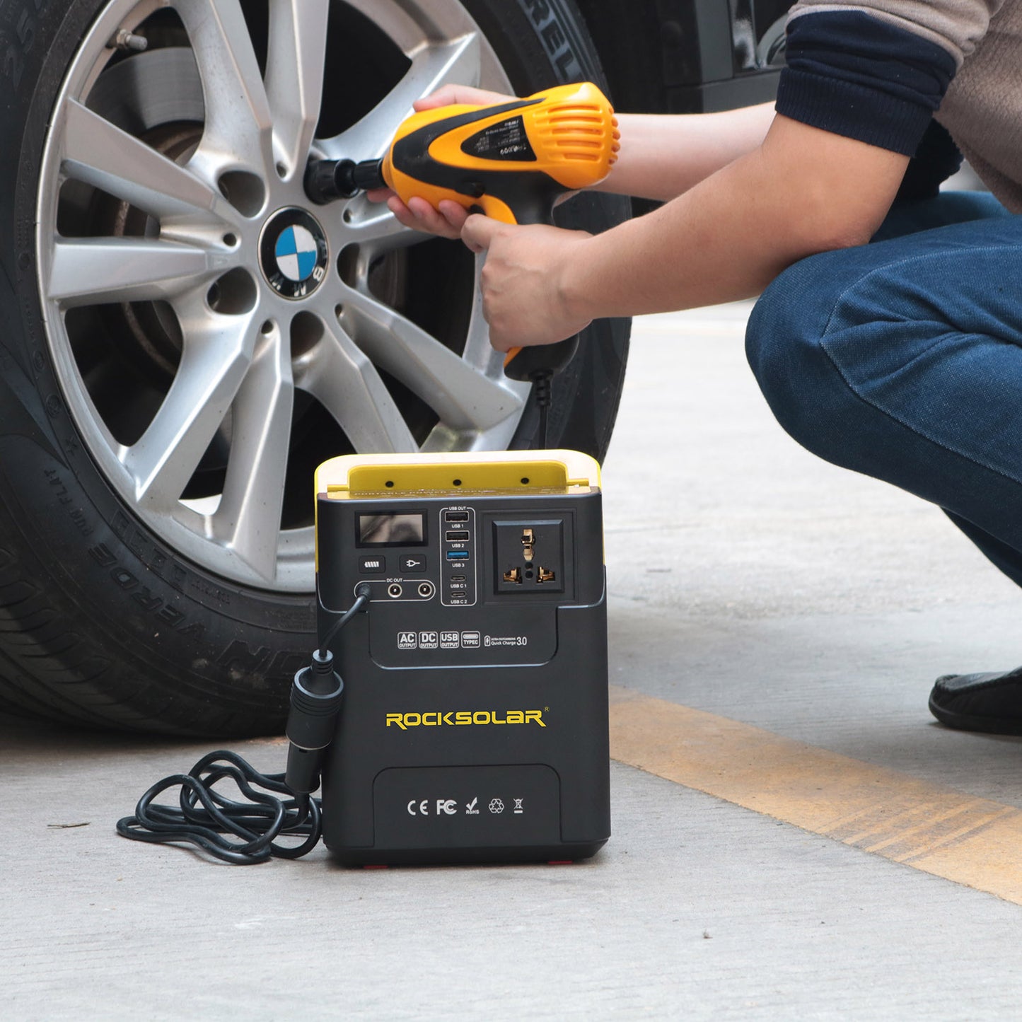 ROCKSOLAR 100W 133Wh Portable Power Station