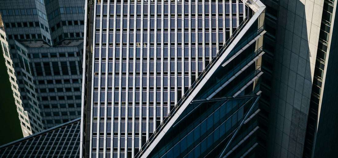 Powering Business Smarter: The Rise of Commercial Hybrid Inverters