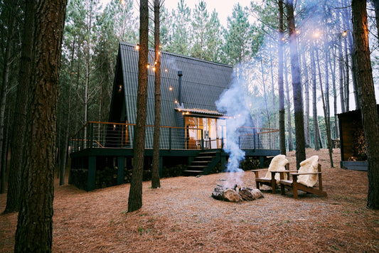 Why Choose Off-Grid Solar Systems for Your Summer Cabin