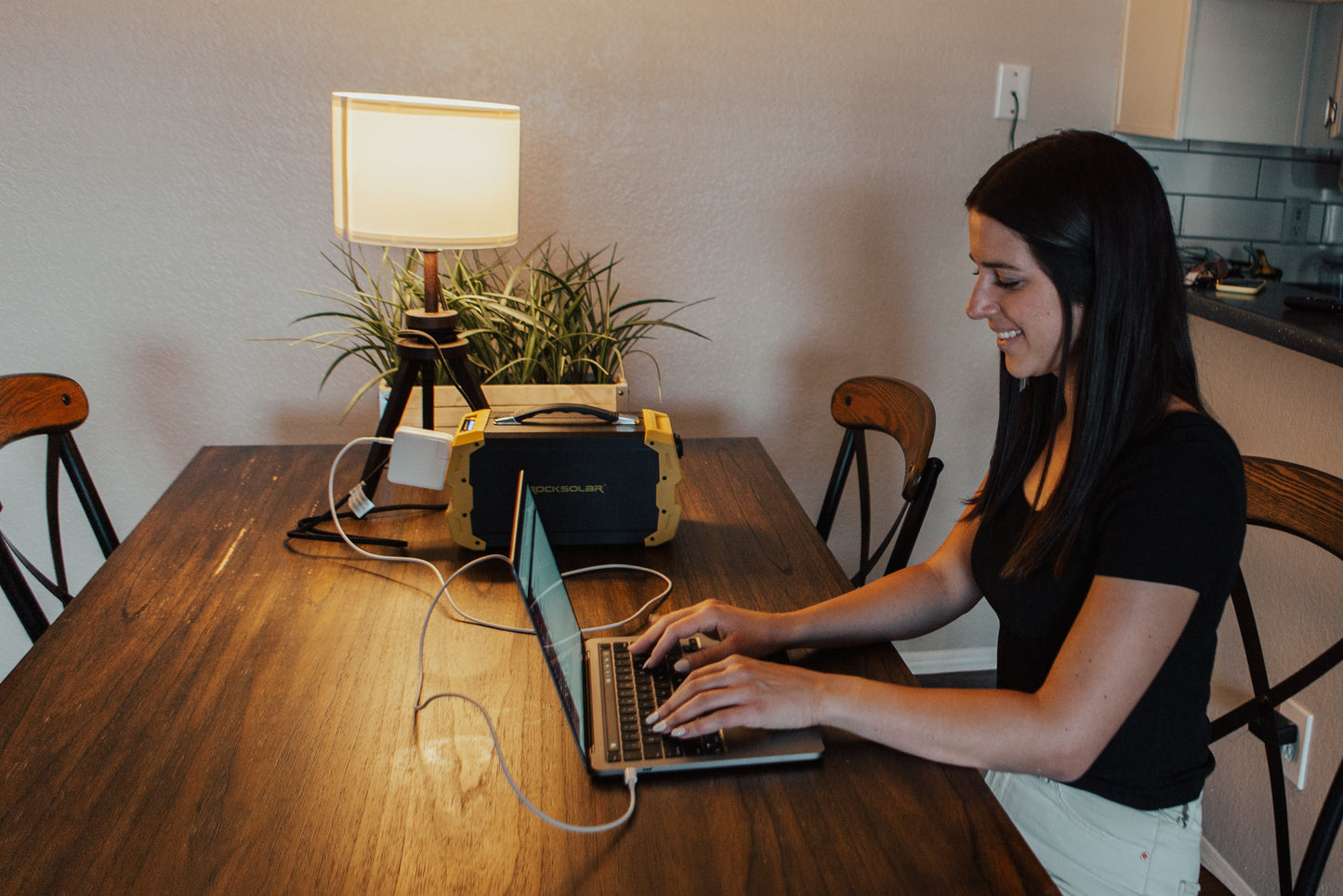 power portable station for remote work setup